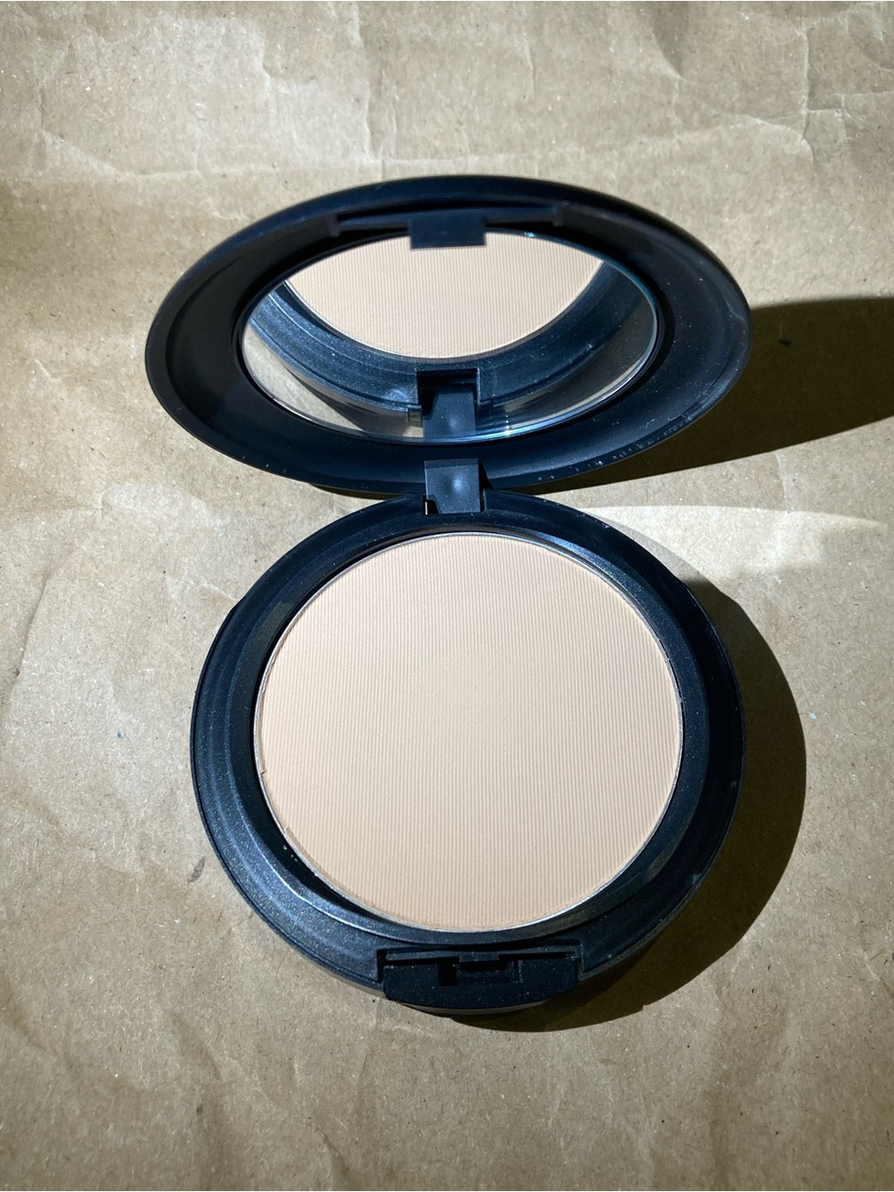 Mac Studio fix powder plus foundation